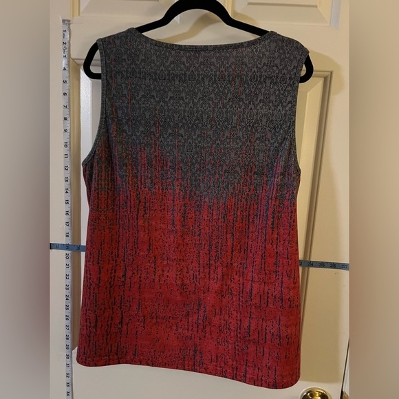 Women’s sleeveless top, XL - Picture 3 of 7